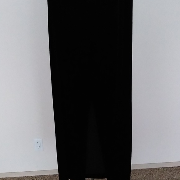 Velvet long skirt with pants attached - Picture 3 of 5